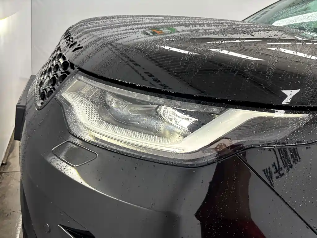 Land Rover Discovery — миниатюра 8