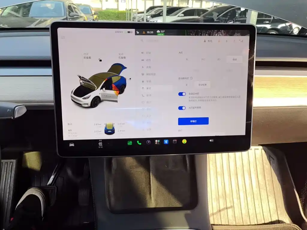 Tesla Model Y — миниатюра 13