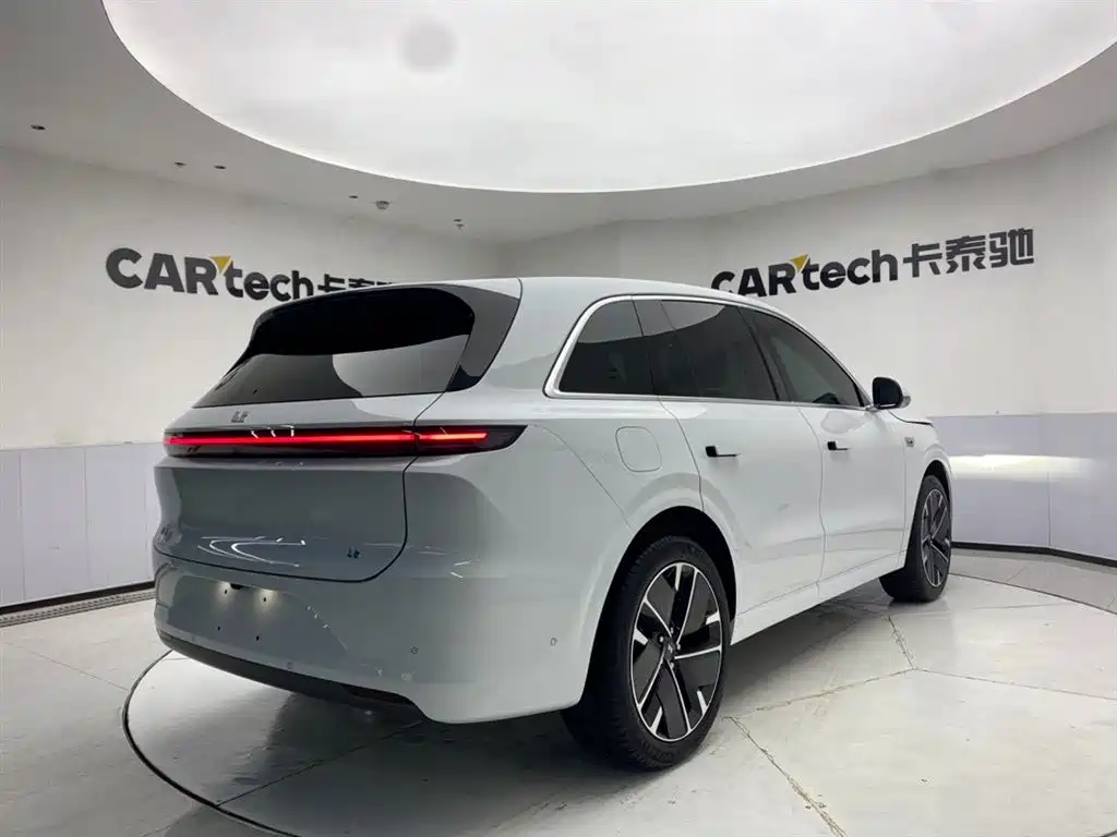 Li Auto L6 2025 Pro