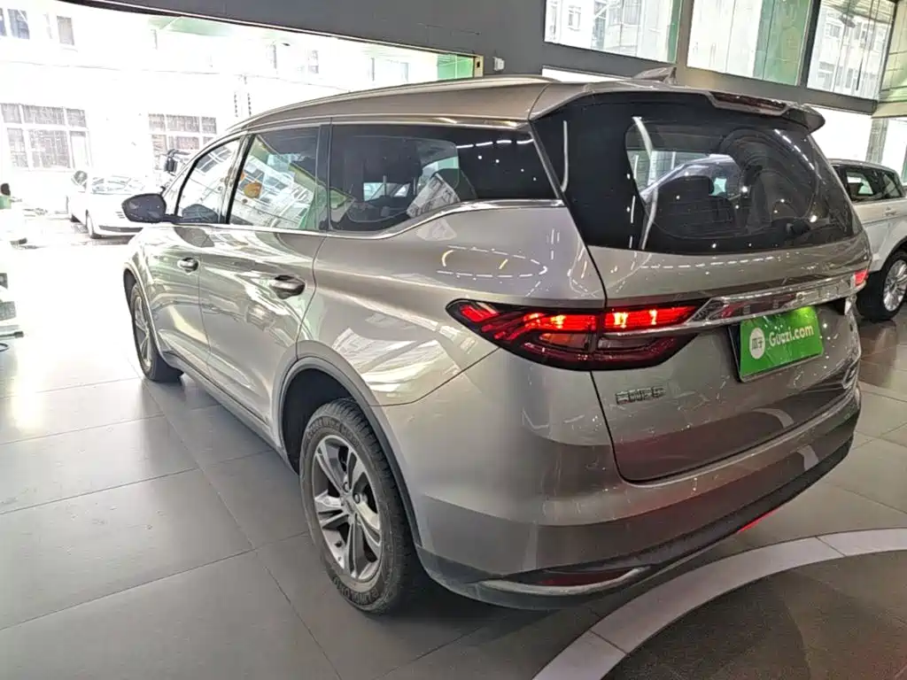 Geely Jia Ji — миниатюра 5