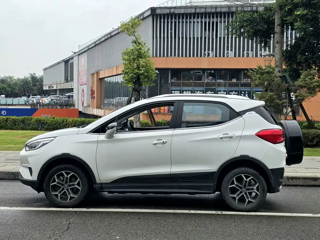 BYD Yuan Pro — миниатюра 8
