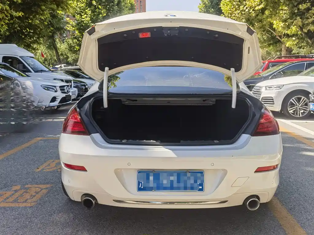 BMW 6 Series — миниатюра 13