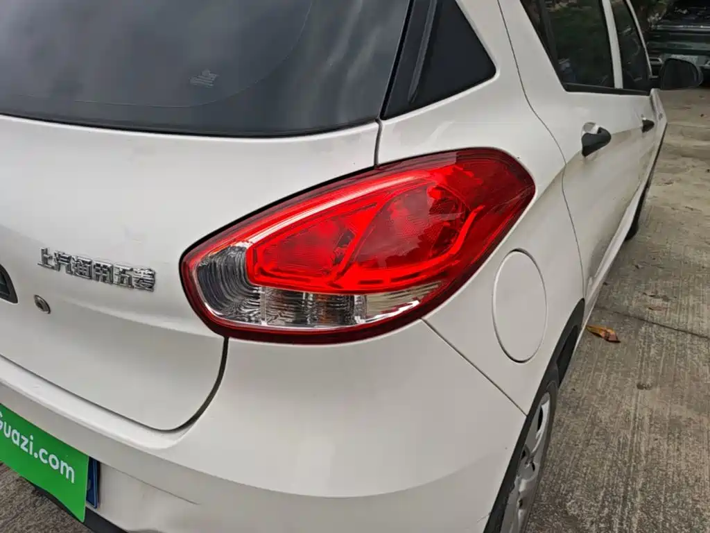 Baojun 310 — миниатюра 8