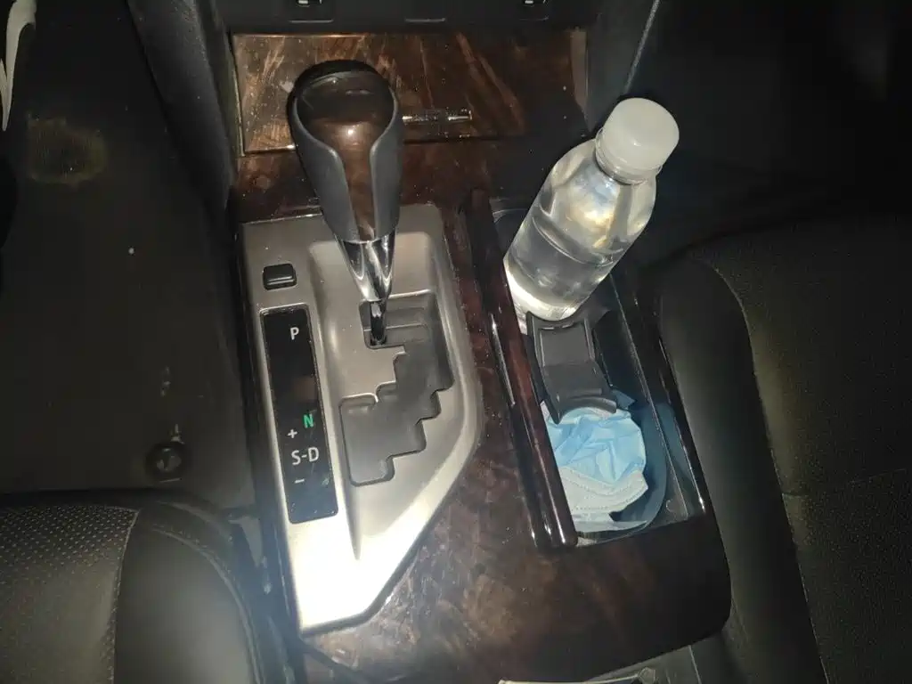 Toyota Camry — миниатюра 7