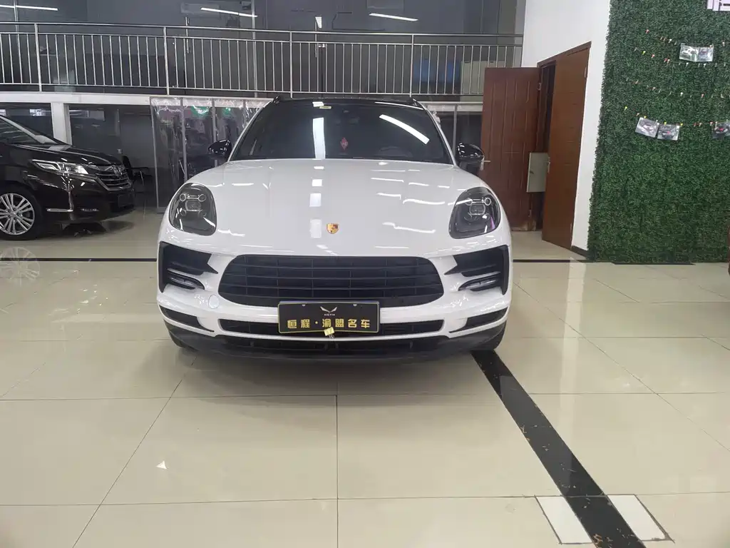 Porsche Macan — миниатюра 2