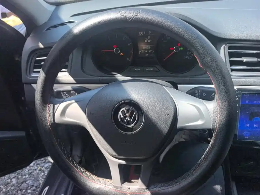 Volkswagen Lavida — миниатюра 15