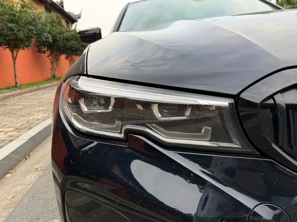 BMW 3 Series — миниатюра 10