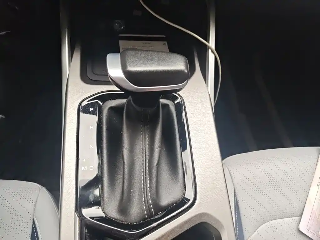 Geely Emgrand 2022 4 1.5L CVT Flagship