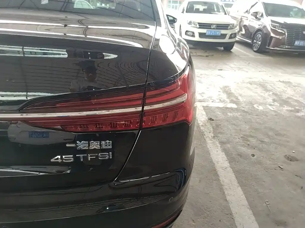 Audi A6L 2023 45 TFSI