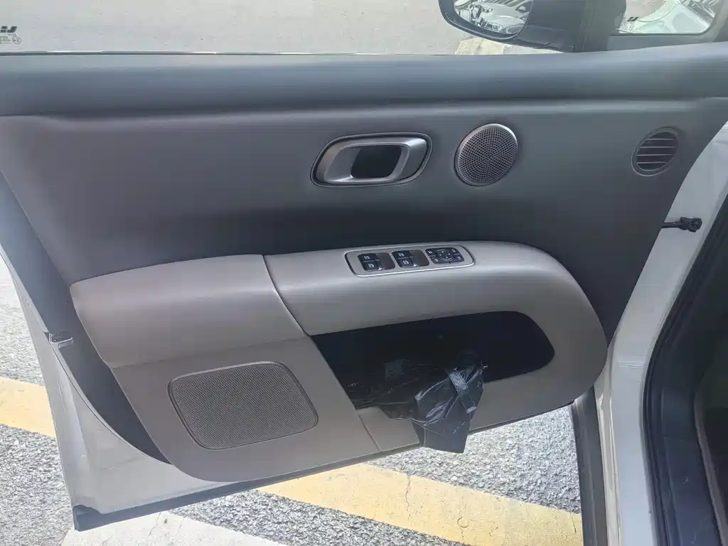 Li Auto Li i6 — миниатюра 5