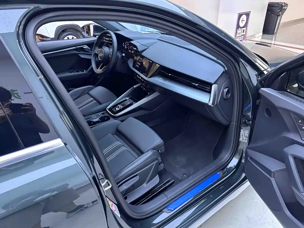 Audi A3 2023 Sportback 35 TFSI Fashion Sport