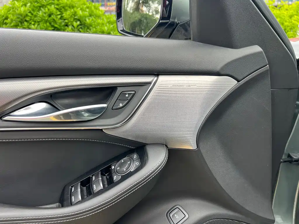 Cadillac CT5 — миниатюра 16