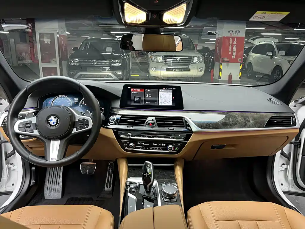 BMW 5 Series — миниатюра 18