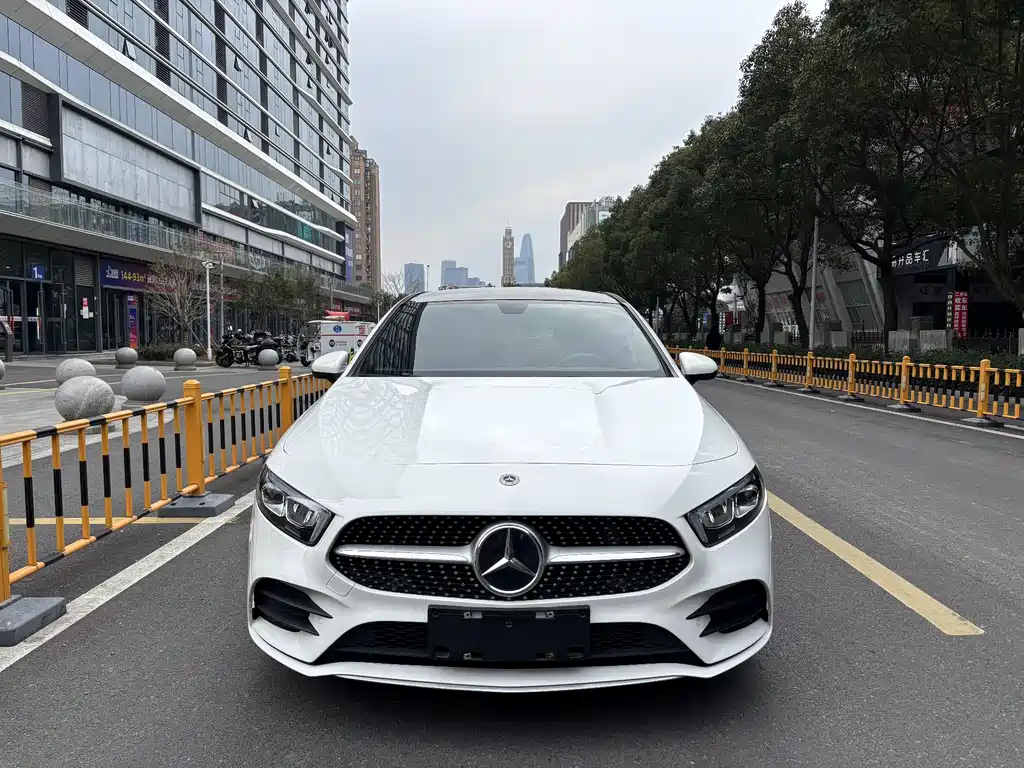 MERCEDES-BENZ A CLASS