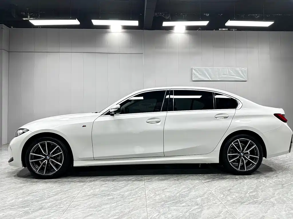 BMW 3 Series — миниатюра 9