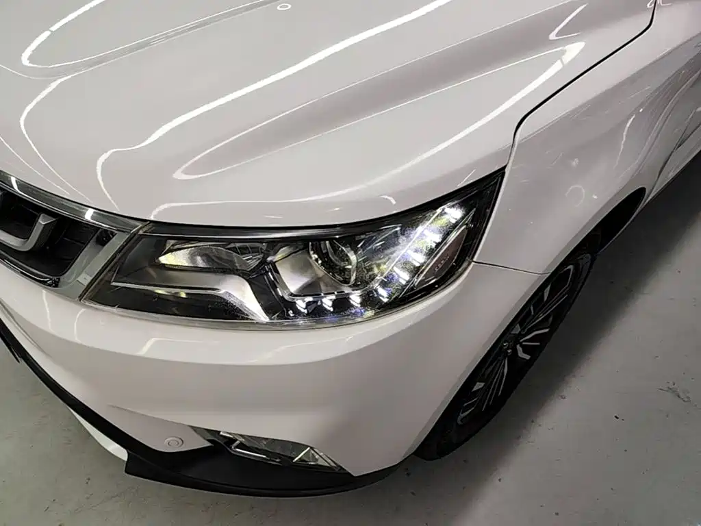 Geely Vision X6 — миниатюра 24