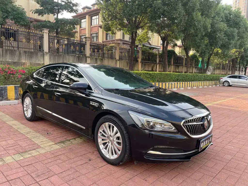 Buick LaCrosse — миниатюра 3