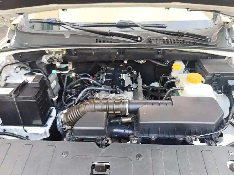 Wuling Hongguang S3 — миниатюра 10
