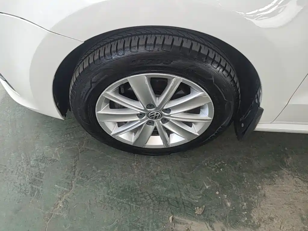 Volkswagen Polo — миниатюра 23