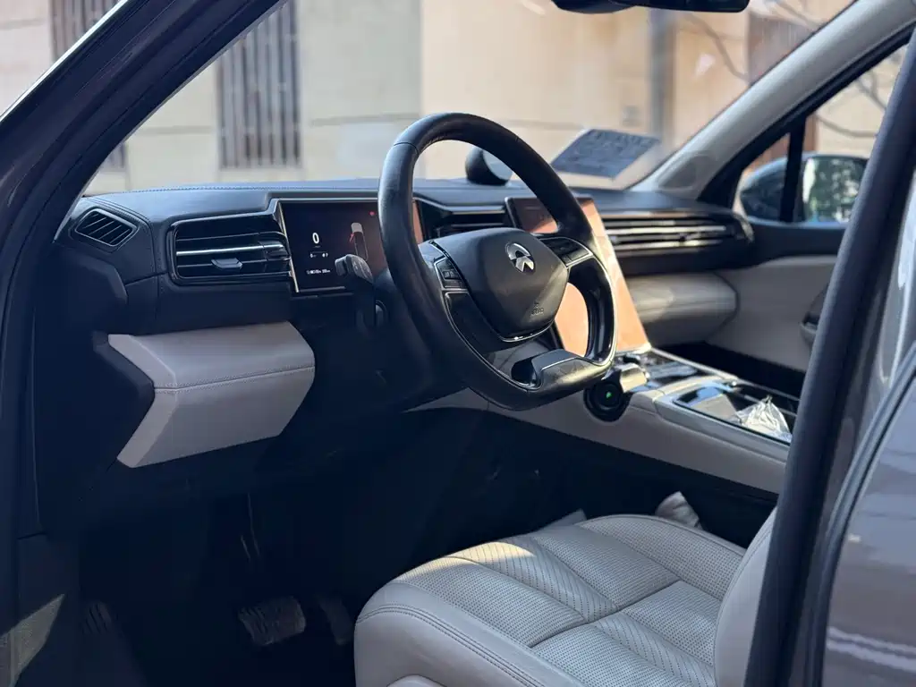 NIO NIO ES8