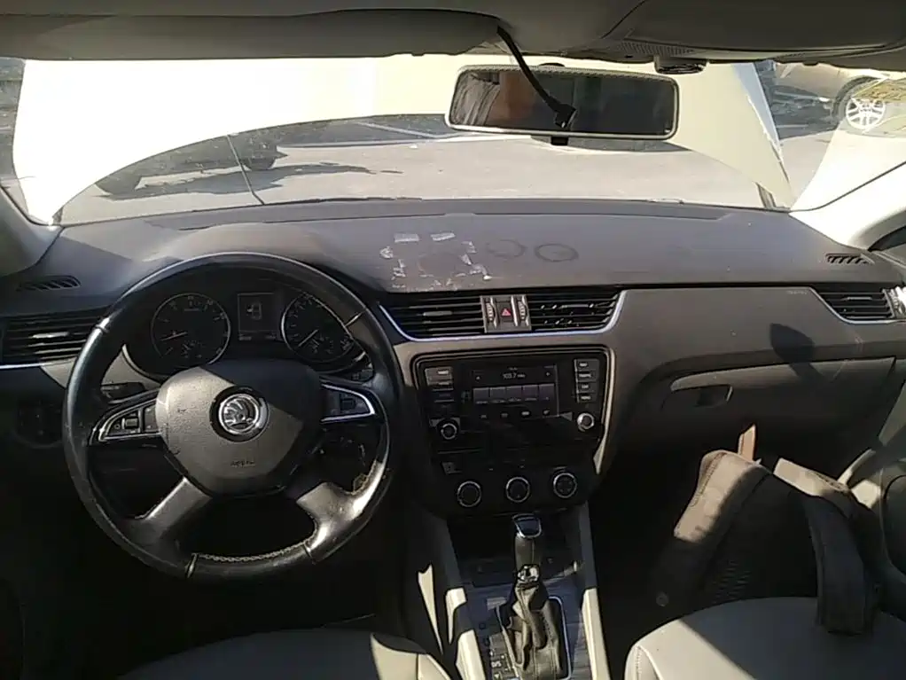 Skoda Octavia — миниатюра 10