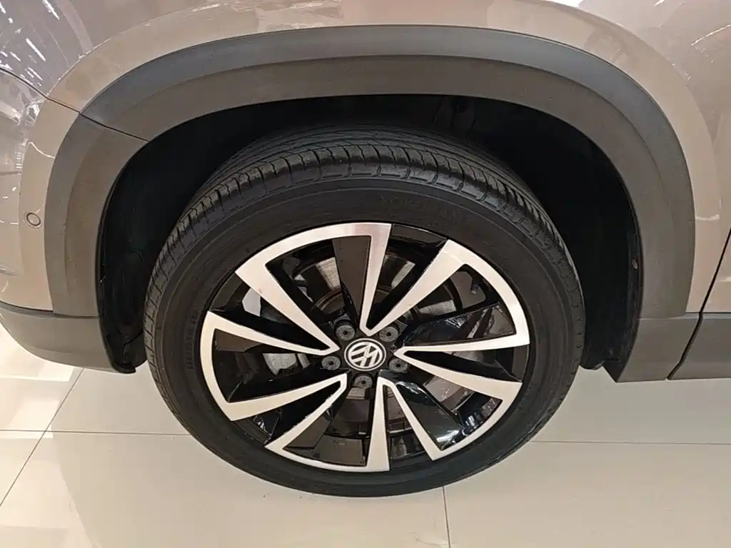 Volkswagen Tharu — миниатюра 23