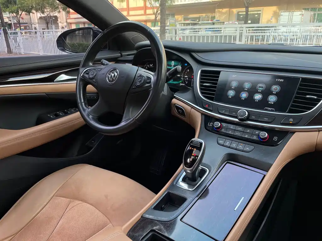 Buick LaCrosse — миниатюра 19