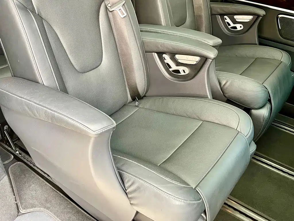 Mercedes-Benz V-Class — миниатюра 18