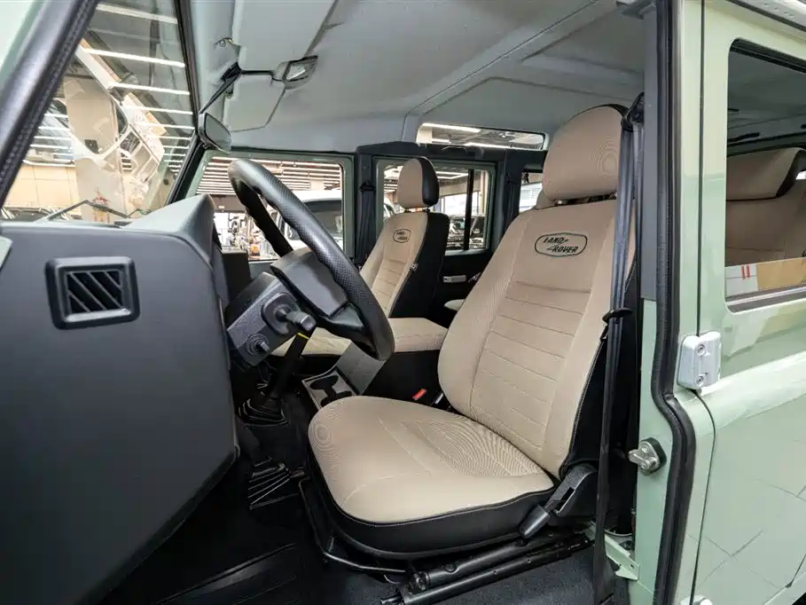 Land Rover Land Rover Defender