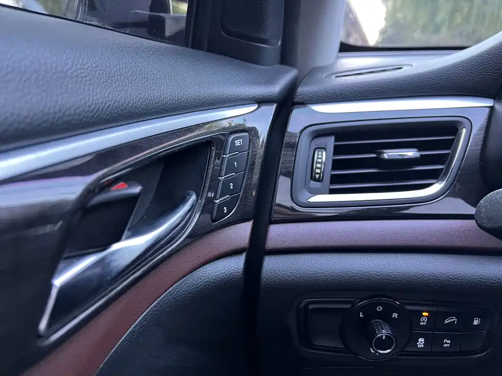 GAC Motor Trumpchi GS8 — миниатюра 16