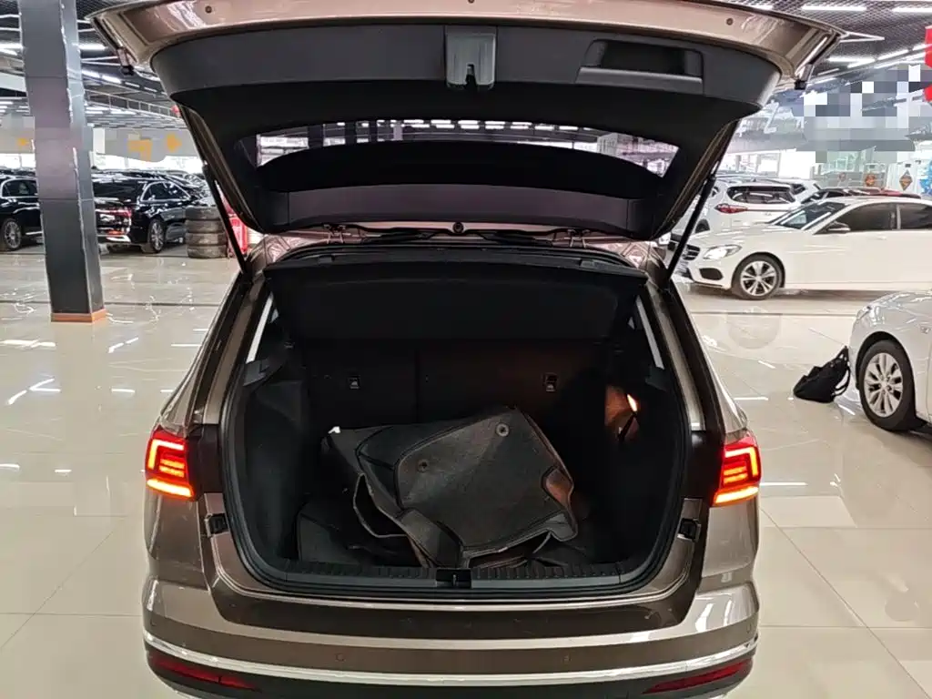 Volkswagen Tharu — миниатюра 19