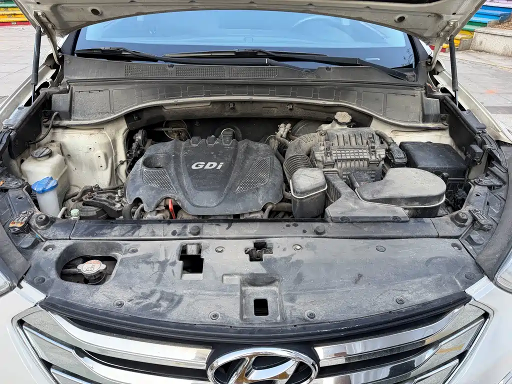 Hyundai Santa Fe — миниатюра 13