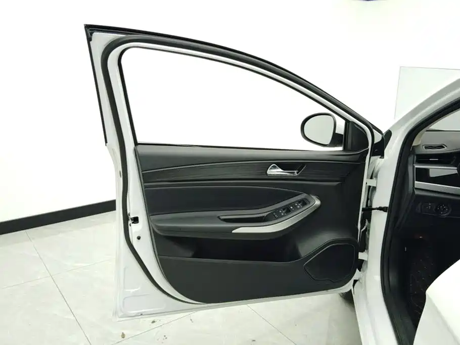 Chery Arrizo 5 — миниатюра 7