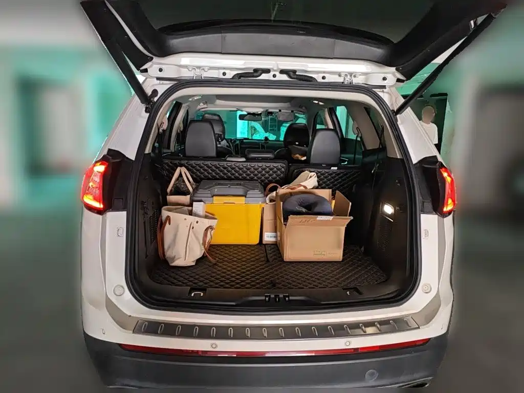 Ford Edge — миниатюра 16