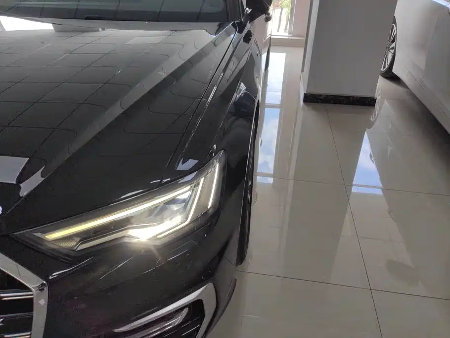 Audi A6L — миниатюра 5