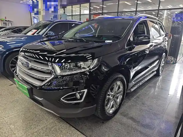 2017 Ford Edge