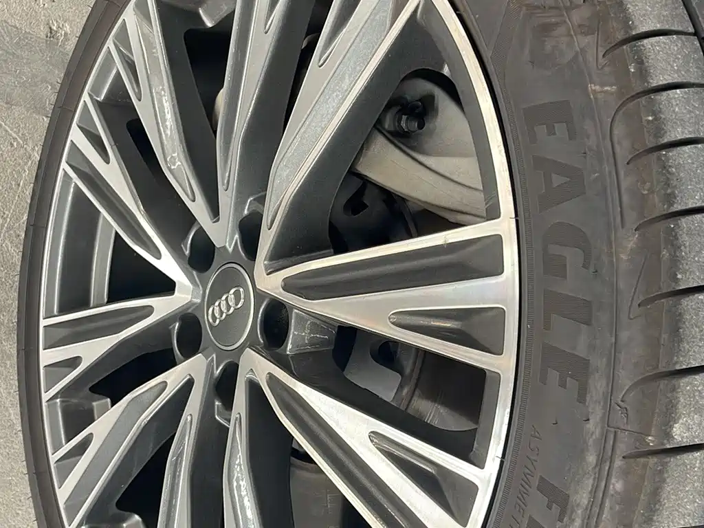 Audi A6L — миниатюра 11