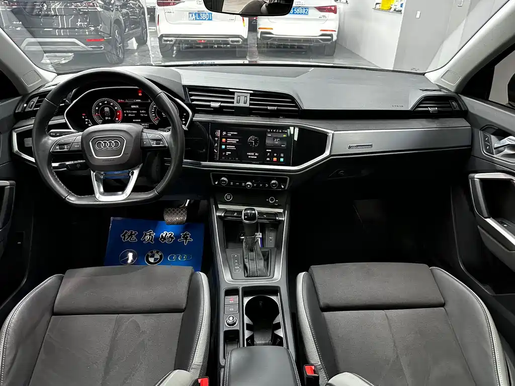 Audi Q3 — миниатюра 11