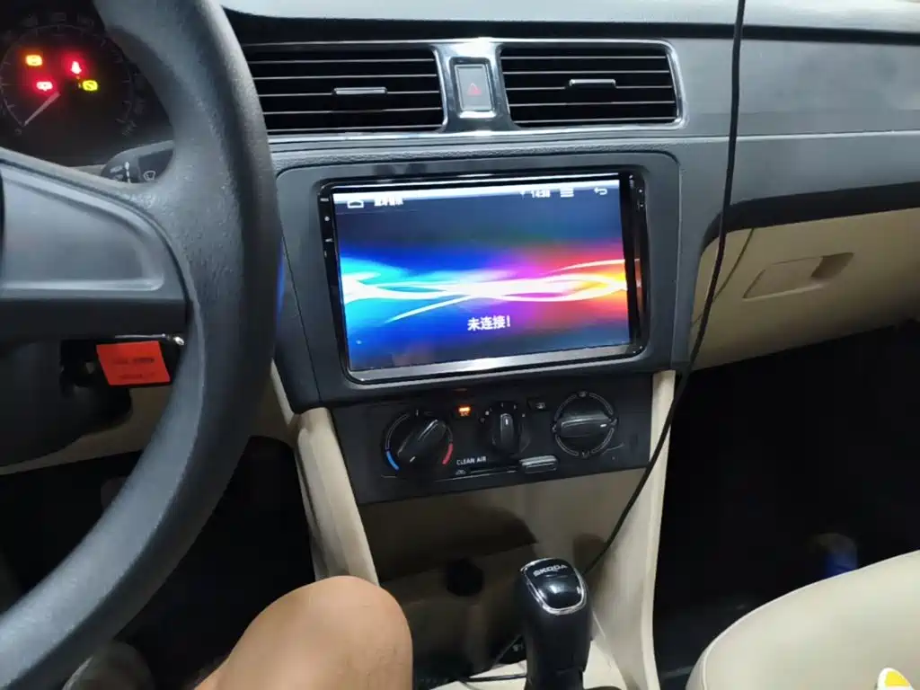 Skoda Rapid — миниатюра 13