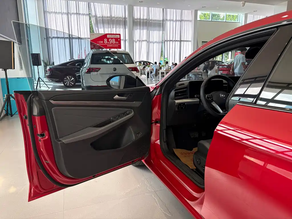 Volkswagen Lamando — миниатюра 5