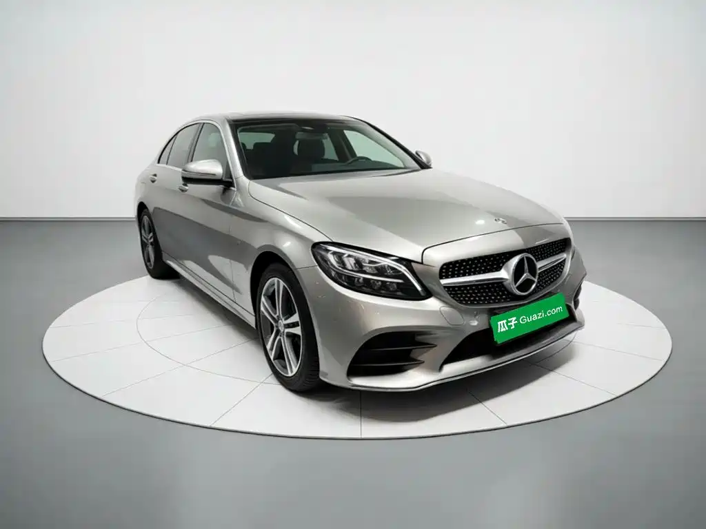 Mercedes-Benz C-Class — миниатюра 3