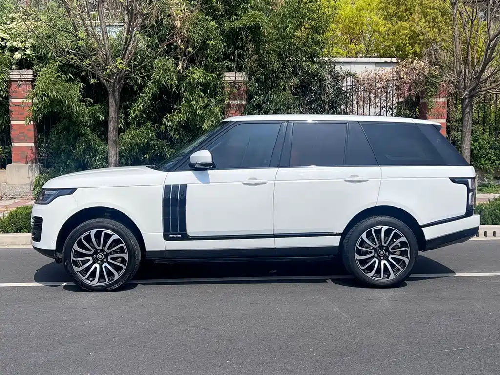 Land Rover Range Rover — миниатюра 13