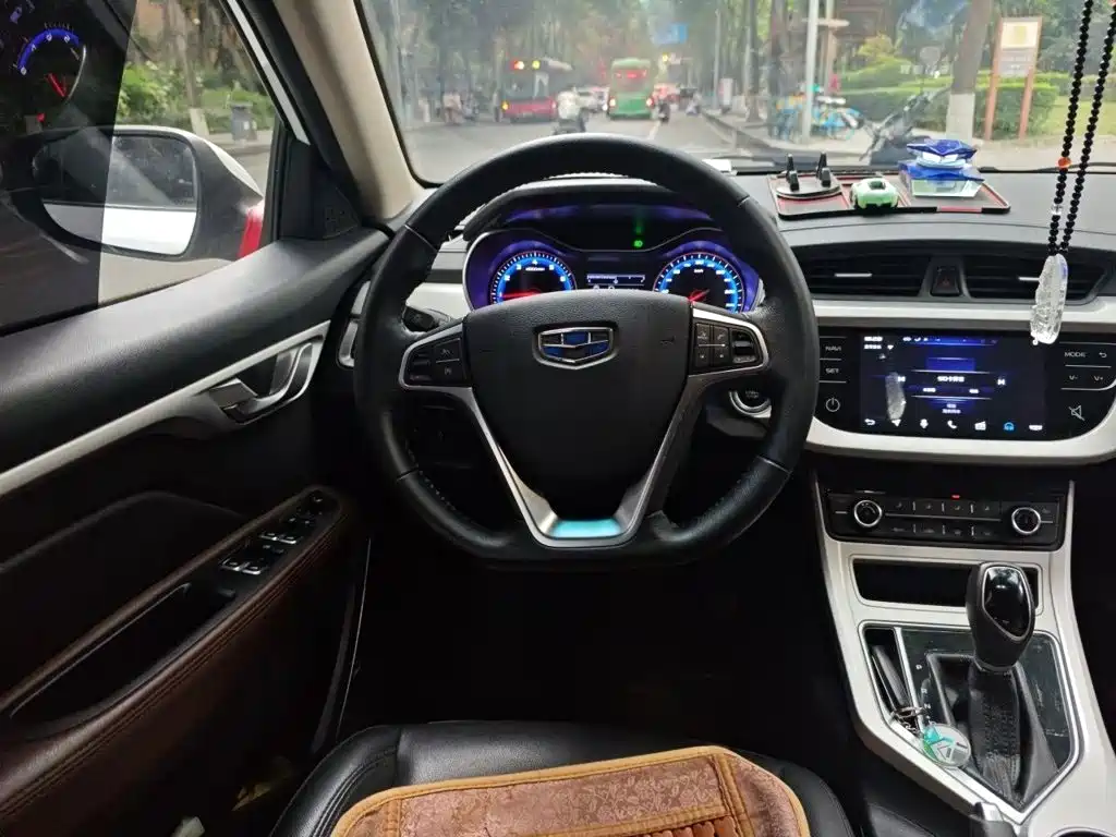 Geely Vision — миниатюра 3
