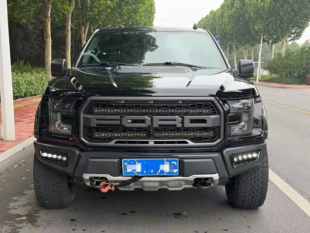 Ford F-150 Raptor