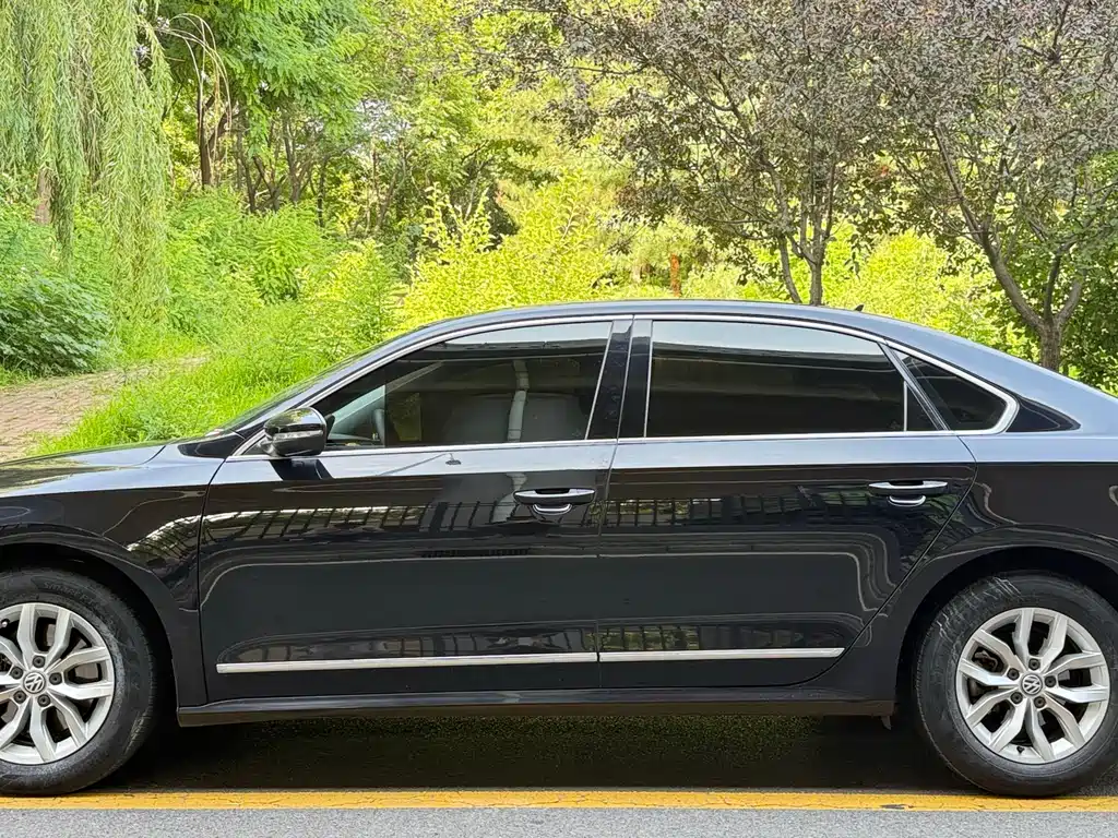 Volkswagen Passat 2017 330TSI DSG