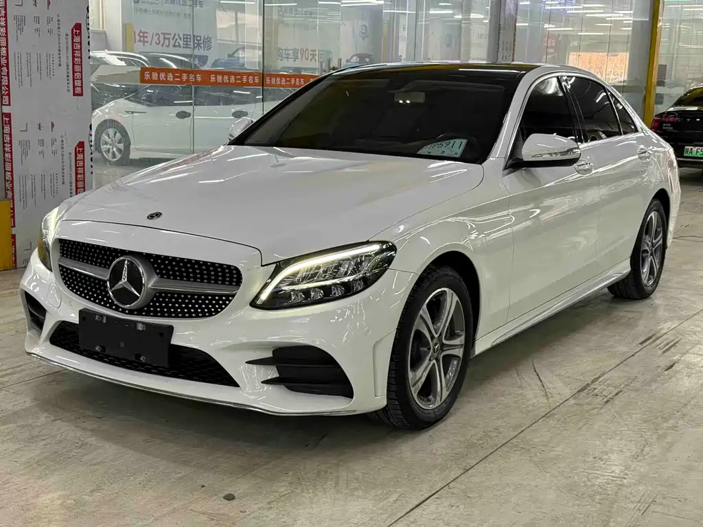Mercedes-Benz C-Class 2020