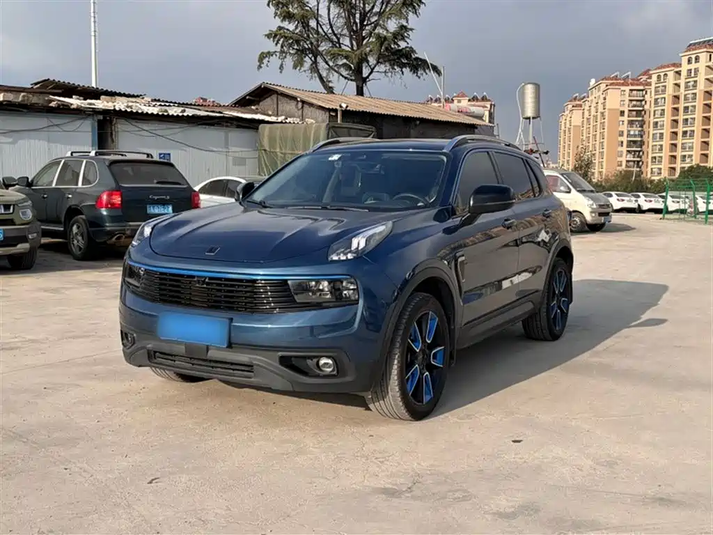 Lynk & Co 01 2020