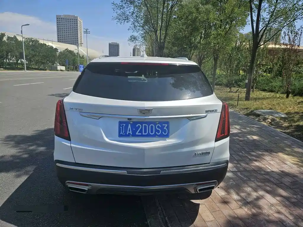 Cadillac XT5 — миниатюра 5