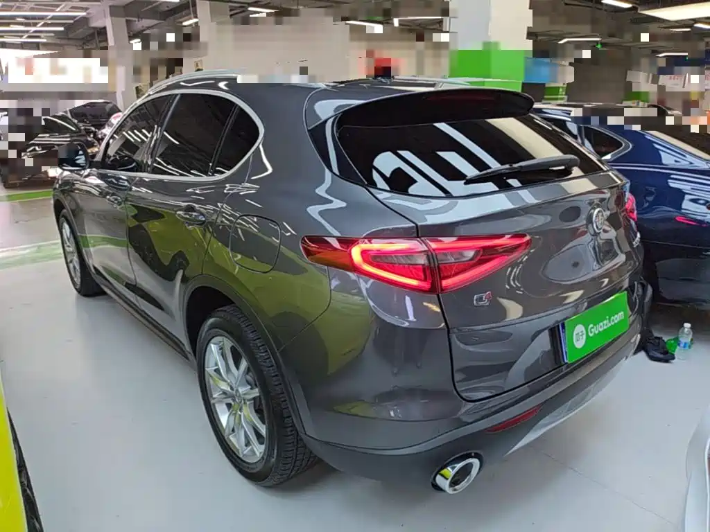 Alfa Romeo Stelvio 2020 2.0T 280HP Luxury