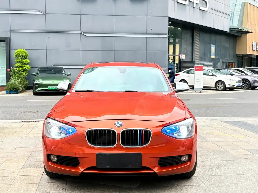 BMW 1 Series (Import) — миниатюра 2